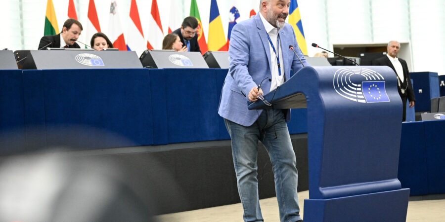 Ο Σάκης Αρναούτογλου προειδοποιεί για τις επιπτώσεις της κλιματικής αλλαγής και ζητά άμεση δράση για την προστασία των αγροτών στην Ευρώπη