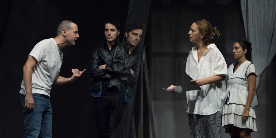 «Γυάλινος Κόσμος»