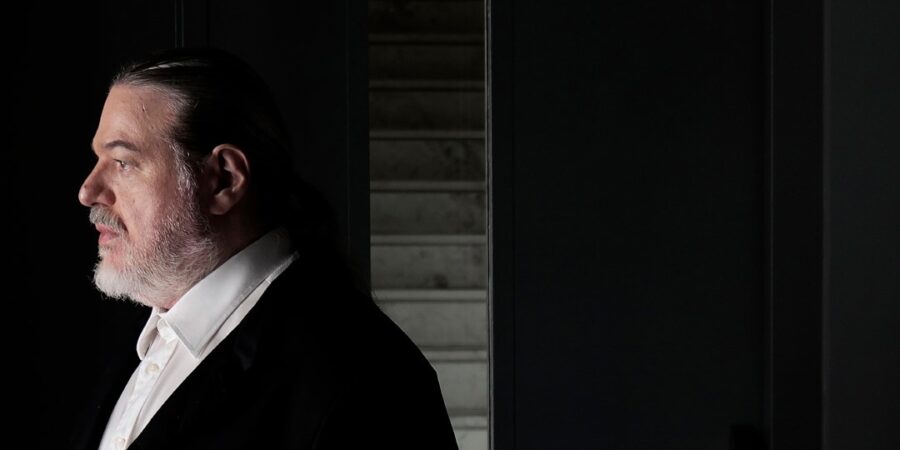 Δημήτρης Παπαδημητρίου – Κ. Π. Καβάφης: «…που γι’ Αλεξανδρινό γράφει Αλεξανδρινός»