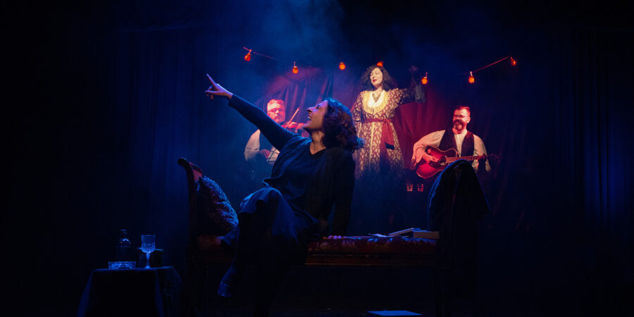 «ΡΟΖΑ ΕΣΚΕΝΑΖΥ» – Η Βασίλισσα του Ρεμπέτικου