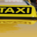 Από σήμερα η προθεσμία τριών εβδομάδων για τα αυτοκόλλητα στα ΤΑΞΙ