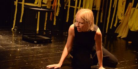 “Η κίτρινη ταπετσαρία”