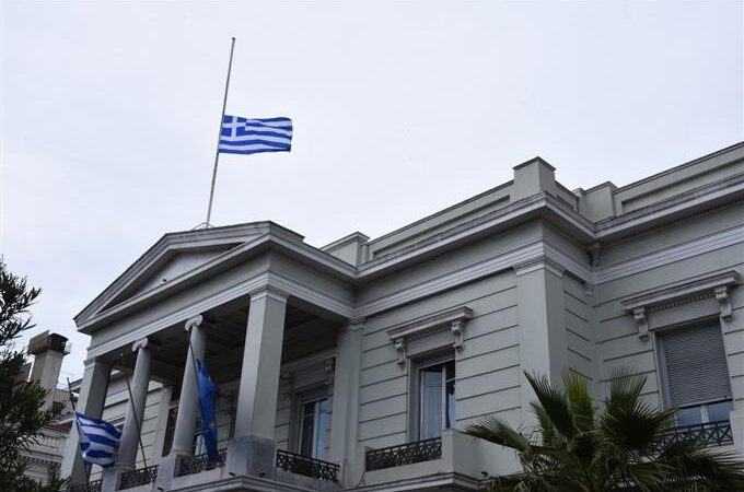 Διπλωματικές πηγές: «Η ιστορία δεν παραγράφεται» διαμηνύει η Αθήνα στον Έντι Ράμα