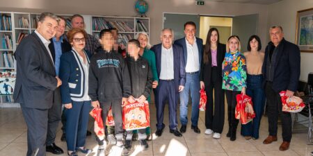 Το Ε.Ε.Α. με σεβασμό και αλληλεγγύη στην κοινωνία: Δώρα σε 5 ιδρύματα και δομές