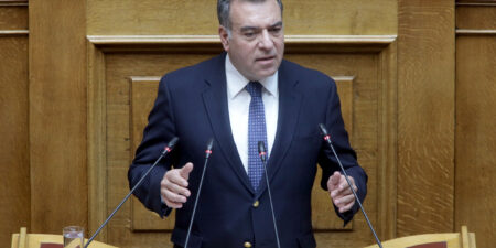 Μάνος Κόνσολας: «Να αποκατασταθεί η ακτοπλοϊκή σύνδεση της Αστυπάλαιας με την Κω και την Κάλυμνο»