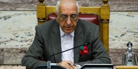 Με μεγάλη πλειοψηφία Πρόεδρος της Βουλής ο Νικήτας Κακλαμάνης