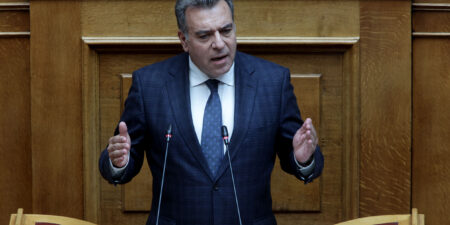 Μάνος Κόνσολας: «Μια σημαντική εξέλιξη-Χρηματοδοτικά προγράμματα για τον τουρισμό, τη μεταποίηση και παραγωγικές επενδύσεις σε νησιωτικές περιοχές μέσα στην επόμενη διετία»