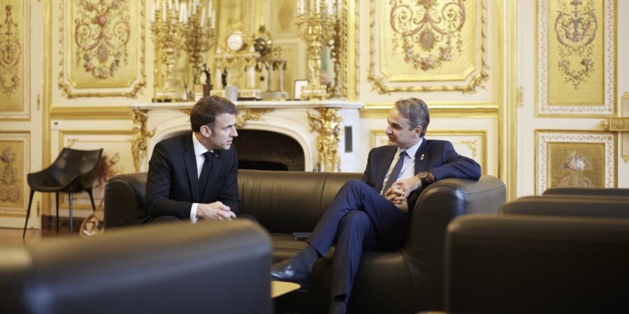 Συνάντηση Μητσοτάκη με Μακρόν: Ισχυρή η συνεργασία των δύο χωρών σε Ανατολική Μεσόγειο
