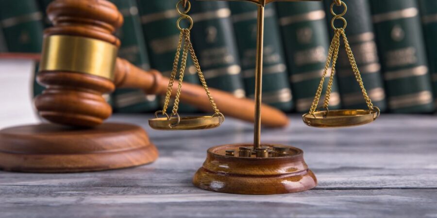 διαΝΕΟσις: Η Δικαιοσύνη στην Ελλάδα