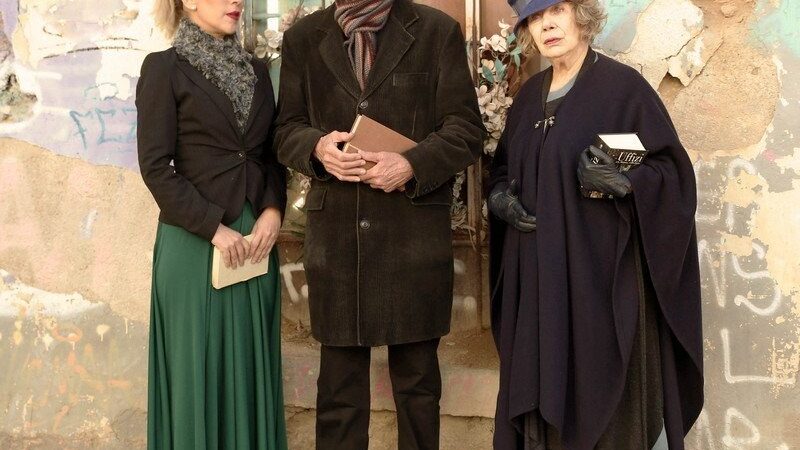 “Μόλις θυμούμαι πια τους ποιητές”