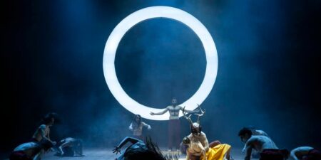 Κριτική: Ο διασκευασμένος ‘’ΦΑΟΥΣΤ’’ του Γκαίτε στο Εθνικό Θέατρο