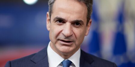 Μητσοτάκης: Με σταθερότητα και αποφασιστικότητα, θα ξεπεράσουμε αυτή τη δύσκολη περίοδο και θα βγούμε ακόμη πιο ισχυροί