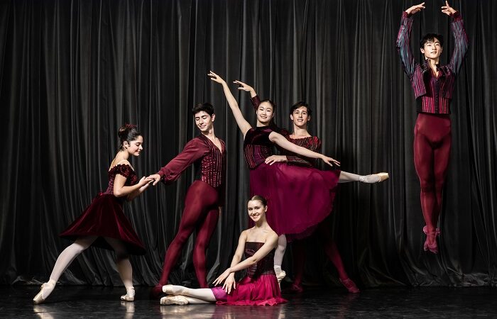PARIS OPERA JUNIOR BALLET