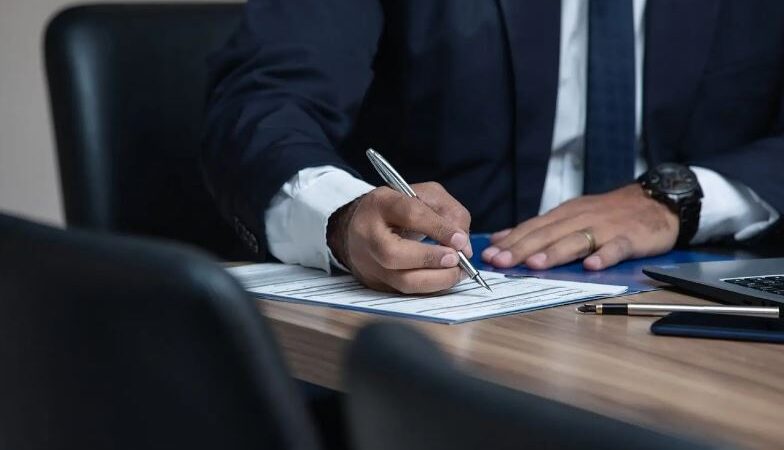 Σε ισχύ η βελτιωμένη πλατφόρμα του Εξωδικαστικού Μηχανισμού Ρύθμισης Οφειλών