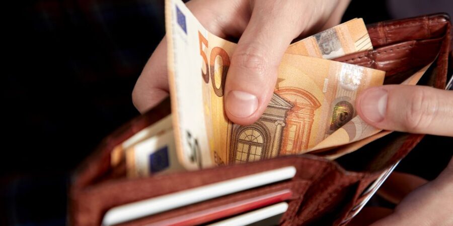 Ο «χάρτης» των πληρωμών από τον e-ΕΦΚΑ και τη ΔΥΠΑ έως τις 30 Μαΐου