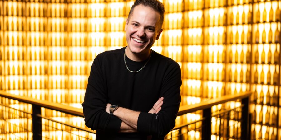 Jeff Arcuri: Whole Wide World Tour