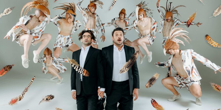 ΦΕΣΤΙΒΑΛ ΣΤΗ ΣΚΙΑ ΤΩΝ ΒΡΑΧΩΝ