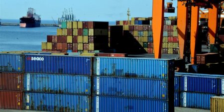 «Διχασμένη» η ΕΕ για τελική εμπορική συμφωνία με τις ΗΠΑ