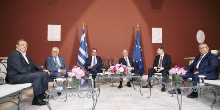Δεξίωση στο Προεδρικό για τα 51 χρόνια από την αποκατάσταση της Δημοκρατίας