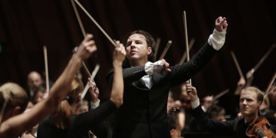 Utopia, Θεόδωρος Κουρεντζής