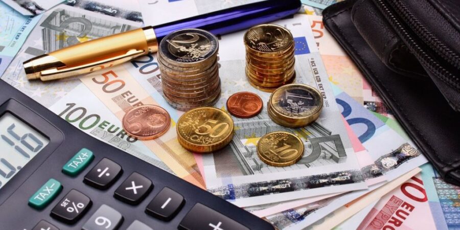 Φοροελαφρύνσεις και μέτρα στήριξης της κοινωνίας φέρνει το νομοσχέδιο της ΔΕΘ