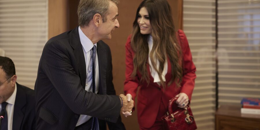 Συνάντηση γνωριμίας Μητσοτάκη – Γκίλφοϊλ στη Νέα Υόρκη