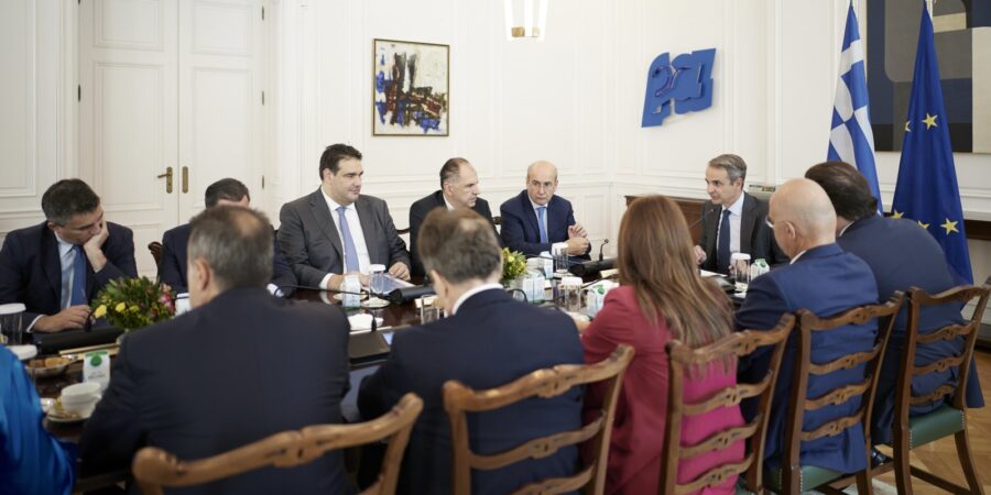 Μητσοτάκης στο Υπουργικό Συμβούλιο: Στηρίζουμε την κοινωνία με σταθερά και μόνιμα μέτρα
