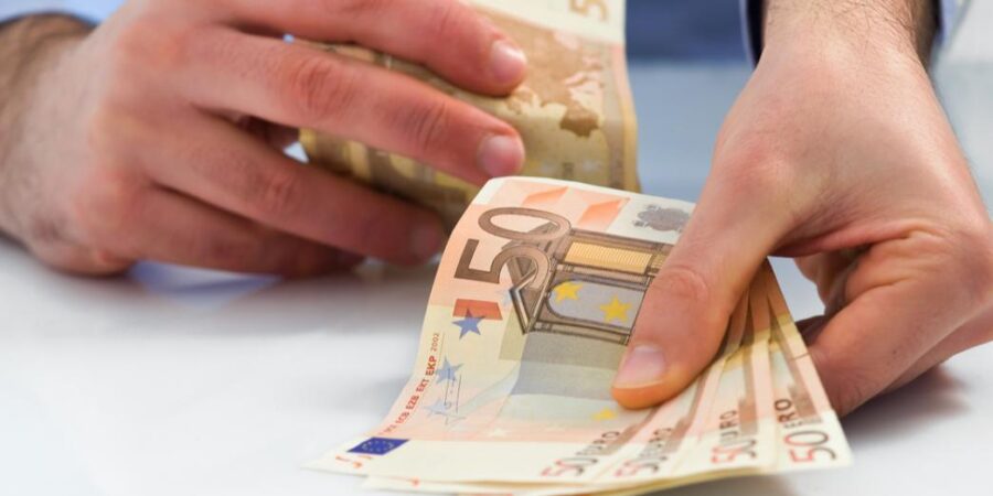 Πότε και σε ποιους θα γίνει η καταβολή του επιδόματος των 250 ευρώ