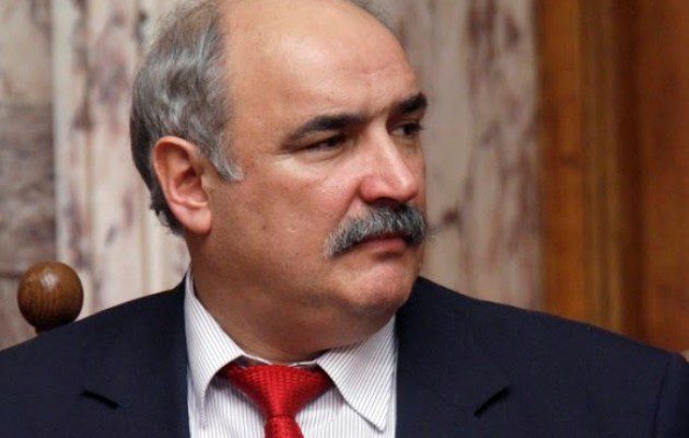 Άρθρο του Μάρκου Μπόλαρη: Στο Κατμαντού…