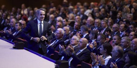 Κ. Μητσοτάκης από ΣΕΒ: Στόχος μας η νέα γενιά να ζήσει καλύτερα από την προηγούμενη