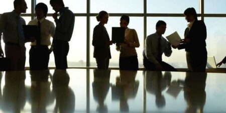 Το 71% των επιχειρήσεων στην Ελλάδα δηλώνει δυσκολία στην εξεύρεση προσωπικού, σύμφωνα με έρευνα