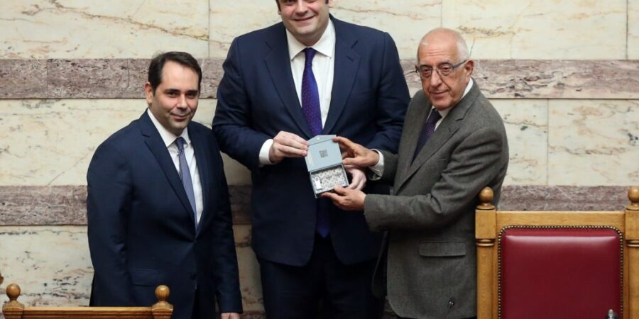 Η ενίσχυση του εισοδήματος και η μείωση των φορολογικών βαρών κυρίαρχο στοιχείο του τελικού σχεδίου του προϋπολογισμού του 2026