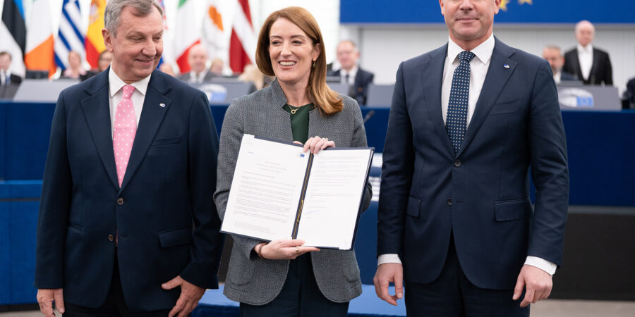 Εκταμίευση 2,1 δισ. ευρώ από το Ταμείο Ανάκαμψης και Ανθεκτικότητας προς την Ελλάδα