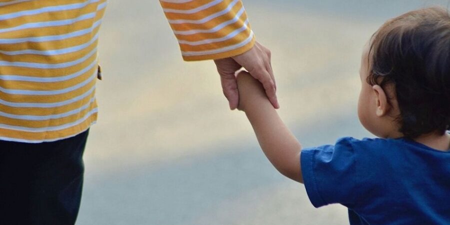 6 εκ. ευρώ μέσω ΕΣΠΑ για την καθολική υλοποίηση της δράσης «Νταντάδες της γειτονιάς»