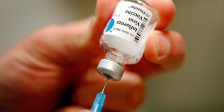 2,8 εκατ. πολίτες έχουν εμβολιαστεί κατά της γρίπης