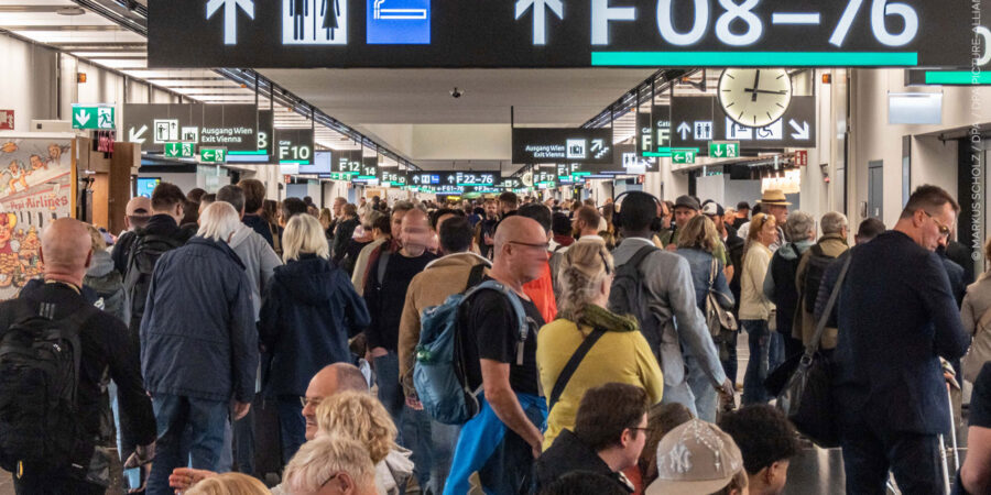 Το Ευρωπαϊκό Κοινοβούλιο στηρίζει τα δικαιώματα επιβατών αεροπορικών μεταφορών