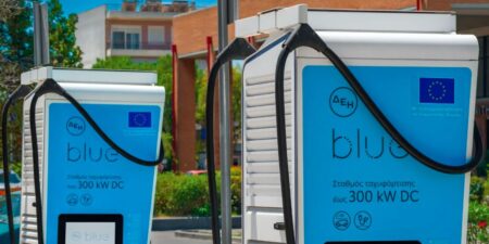 ΔΕΗ blue: 54 σημεία φόρτισης στα μεγαλύτερα χιονοδρομικά κέντρα της Ελλάδας