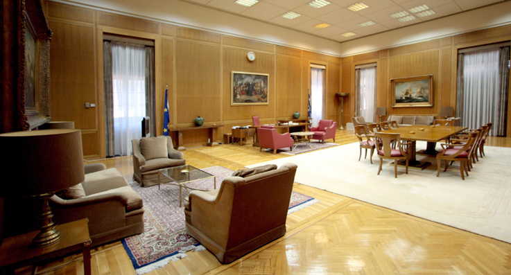 Κατ’ ιδίαν ενημέρωση του Πρωθυπουργού στους  πολιτικούς αρχηγούς