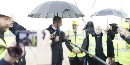 Κυρ. Μητσοτάκης: Η κατασκευή του 6ου προβλήτα θα αναβαθμίσει το λιμάνι της Θεσσαλονίκης, ώστε να μετατραπεί σε διαμετακομιστικό κόμβο