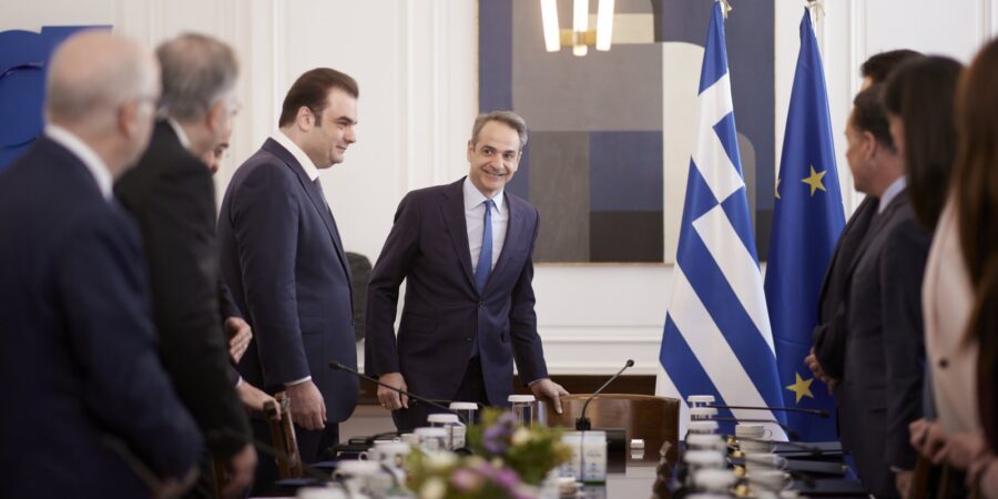 Στα 920 ευρώ ο κατώτατος μισθός από 1η Απριλίου