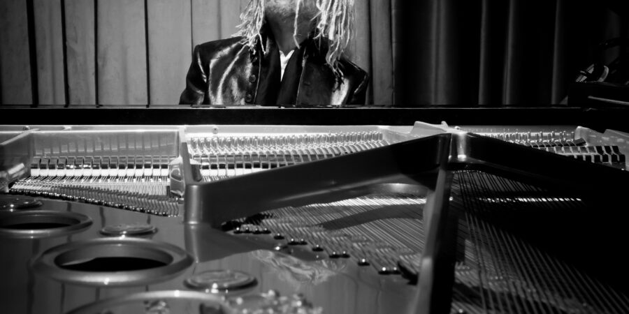 MAURIZIO MASTRINI – Solo Piano Performance