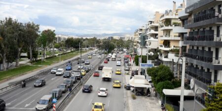 Συνεχίζονται οι έρευνες για την αιτία της έντονης οσμής στην Αττική