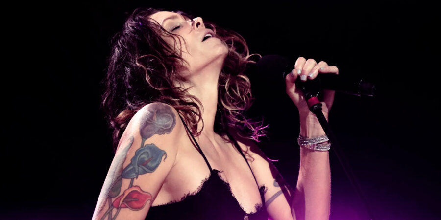 Η εκρηκτική Beth Hart Live στο Δημοτικό Θέατρο Λυκαβηττού