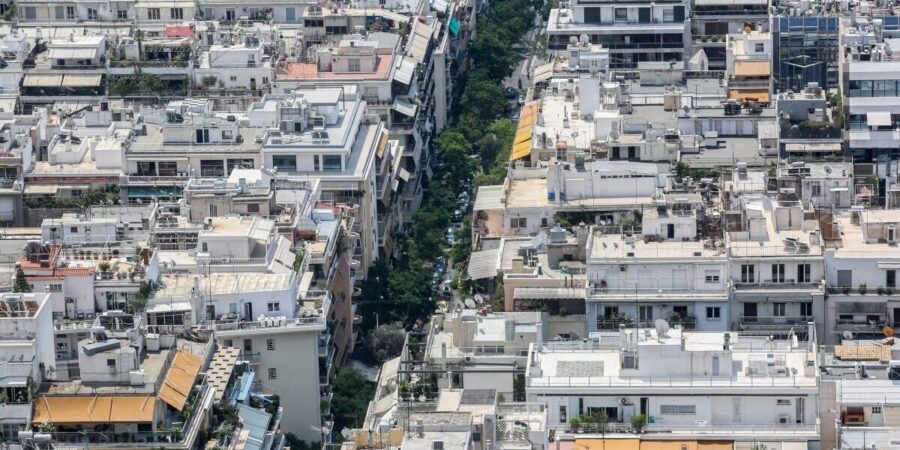 ΤτΕ: «Φρενάρει» η αύξηση των τιμών των ακινήτων το 2026