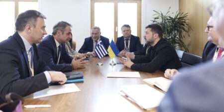 Συνάντηση Κυριάκου Μητσοτάκη με τον Volodymyr Zelenskyy στις Βρυξέλλες