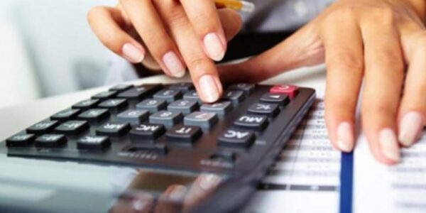 Νέα ρύθμιση ασφαλιστικών οφειλών με 72 δόσεις, ανακοίνωσε ο e-ΕΦΚΑ