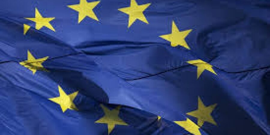 Η ΕΕ θα χρησιμοποιήσει 1,4 δισεκατομμύριο ευρώ από τόκους παγωμένων ρωσικών περιουσιακών στοιχείων για να βοηθήσει την Ουκρανία