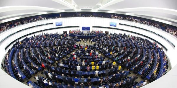 Κατάσταση της ΕΕ: Οικονομία, ασφάλεια, κλίμα, τεχνητή νοημοσύνη, μέσα κοινωνικής δικτύωσης