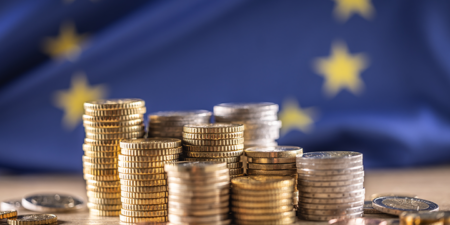 Διχασμένη η ΕΕ για το πόσο πρέπει να περικοπεί ο μακροπρόθεσμος προϋπολογισμός