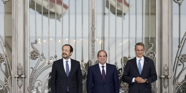 Μητσοτάκης: Υπόδειγμα σταθερότητας και ευημερίας στην Ανατ. Μεσόγειο η τριμερής Ελλάδας – Κύπρου – Αιγύπτου